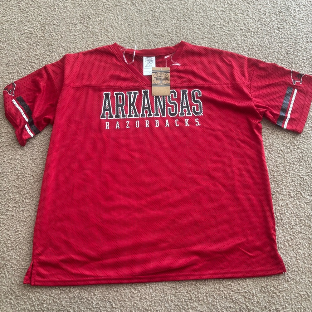 Arkansas Razorbacks Red jersey Shirt, size Large, NEW with TAGS